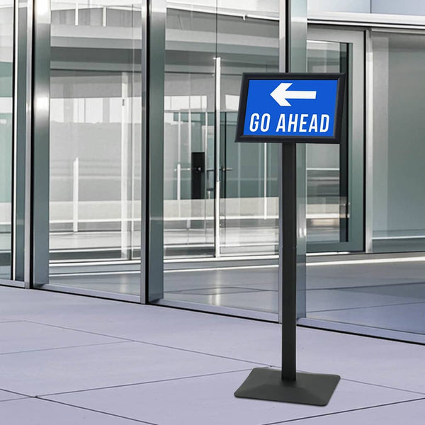 A4 Podest Plakatständer Silber