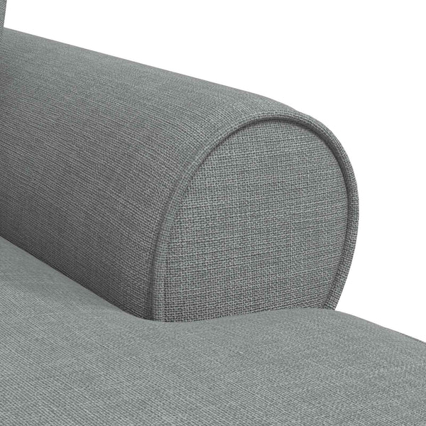 Hellgraue Chaiselongue mit Kissen