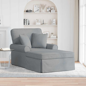 Hellgraue Chaiselongue mit Kissen