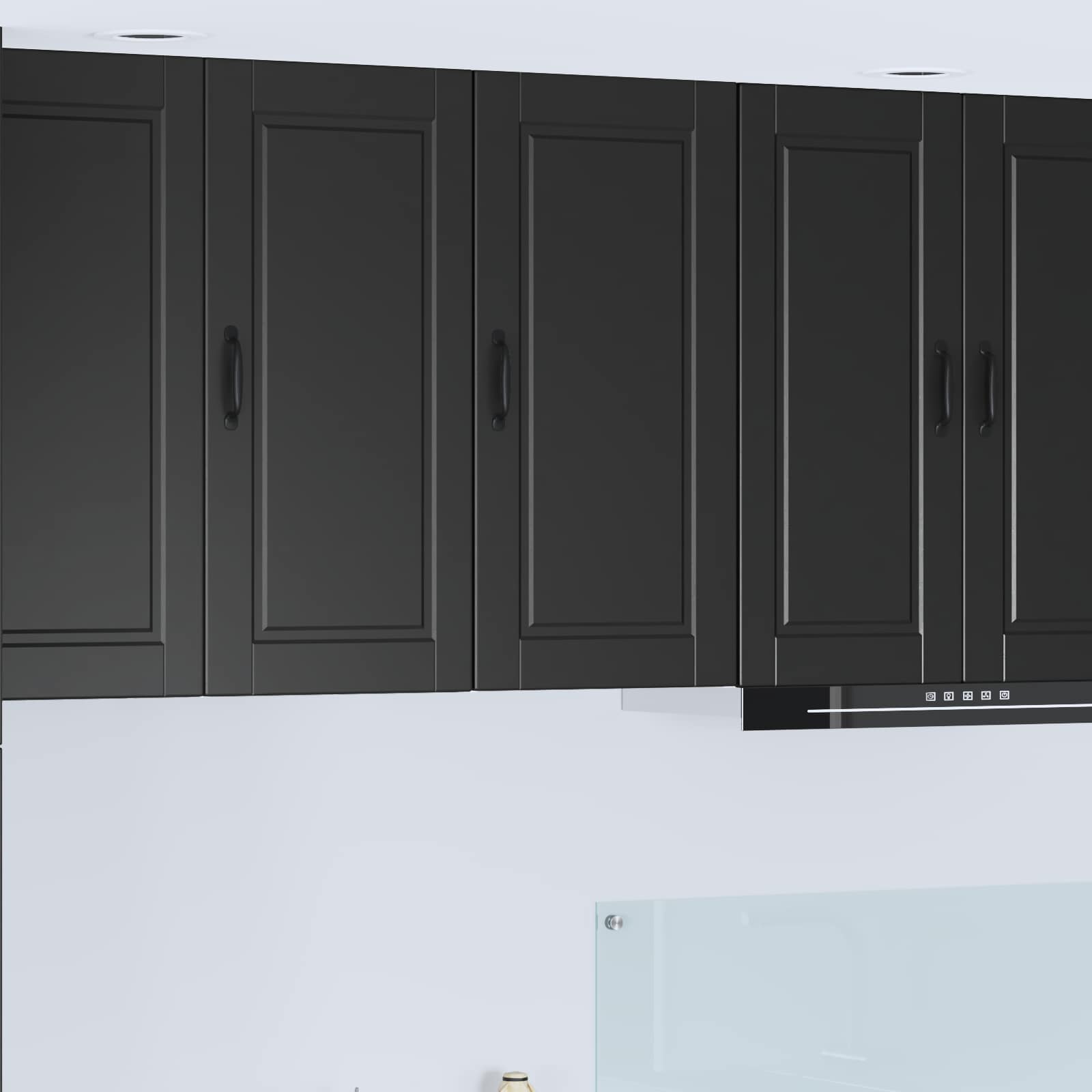 Schwarzer Küchenschrank mit Regal
