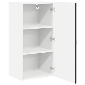 Schwarzer Küchenschrank mit Regal