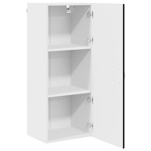Schwarzer Küchenschrank mit Regal