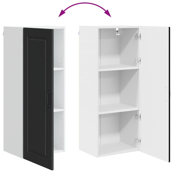 Schwarzer Küchenschrank mit Regal