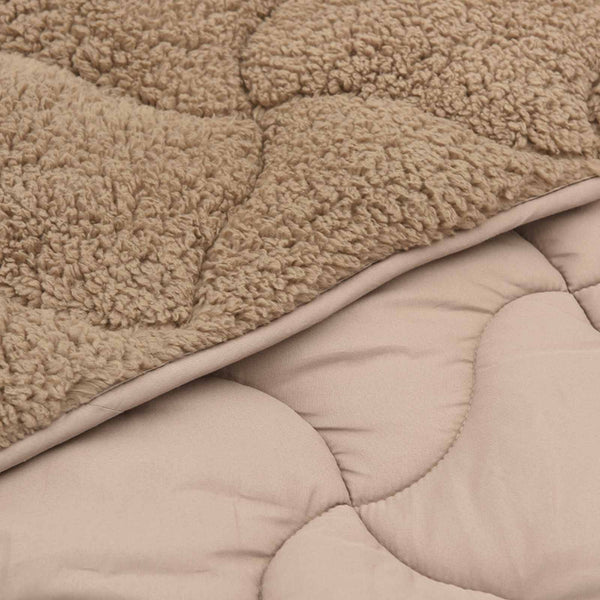 Winterbettdecke Taupe 200x240 cm