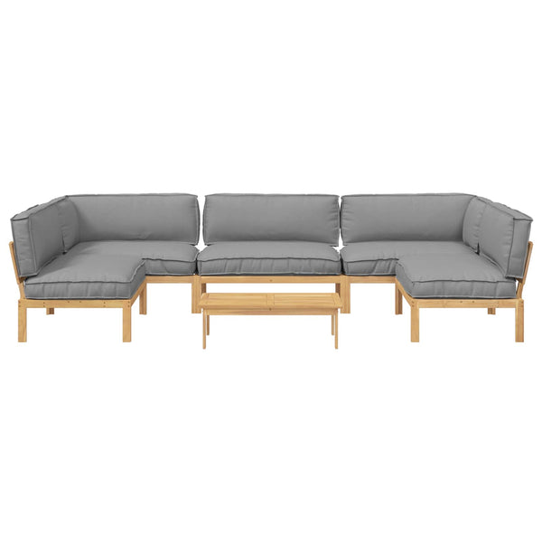 Graues Sofa Set mit Kissen