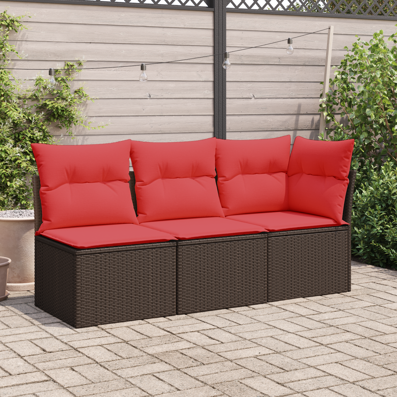 Braunes Gartensofa ohne Armlehnen mit Kissen